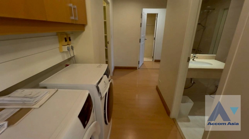 14  2 br Apartment For Rent in Ploenchit ,Bangkok BTS Ratchadamri at Step to Lumpini Park AA44729