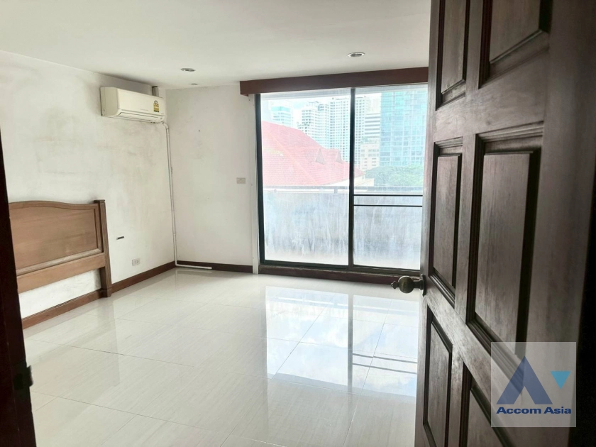 5  2 br Condominium For Sale in Sukhumvit ,Bangkok BTS Asok - MRT Sukhumvit at The Concord AA44733