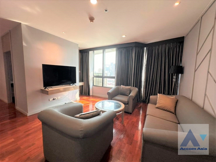 unit 3 Bedrooms  Condominium For Rent & Sale in Ploenchit, Bangkok  near BTS Chitlom (AA44735)