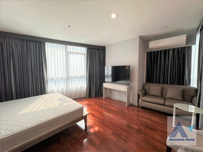 6  3 br Condominium for rent and sale in Ploenchit ,Bangkok BTS Chitlom at President Place AA44735