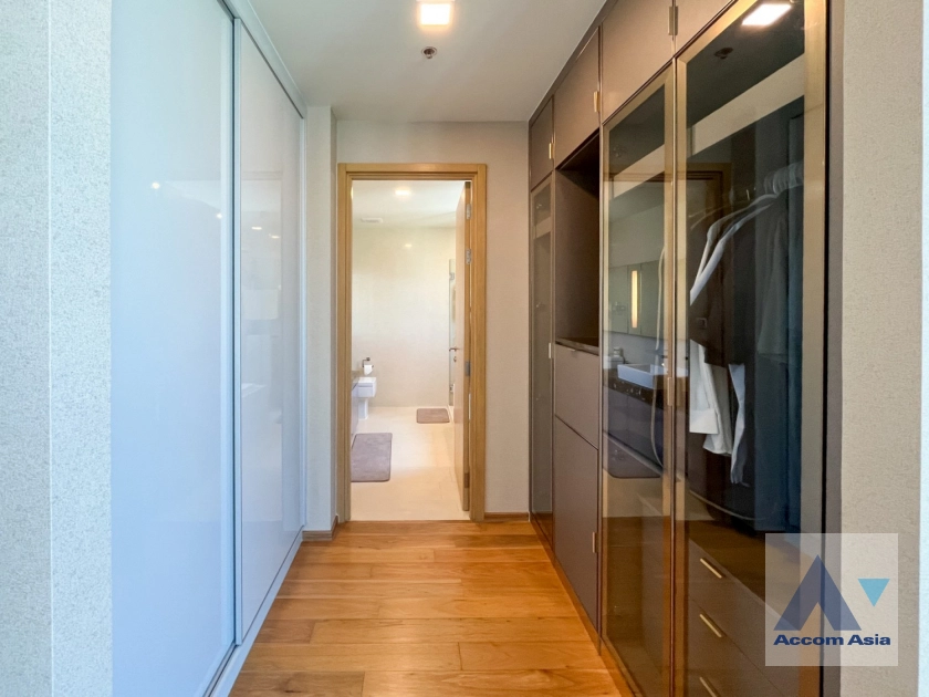 8  3 br Condominium For Sale in Sukhumvit ,Bangkok BTS Nana at HYDE Sukhumvit 13 AA44736