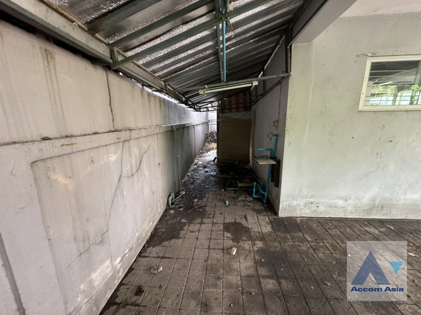 6  2 br House For Rent in Sukhumvit ,Bangkok BTS Phra khanong AA44738