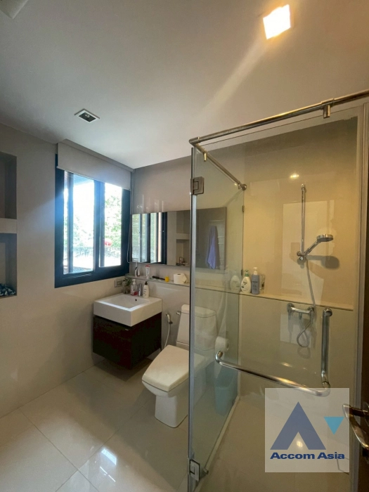 33  5 br House for rent and sale in Sukhumvit ,Bangkok BTS Thong Lo at Perfect For Family AA44740