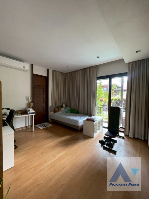 24  5 br House for rent and sale in Sukhumvit ,Bangkok BTS Thong Lo at Perfect For Family AA44740