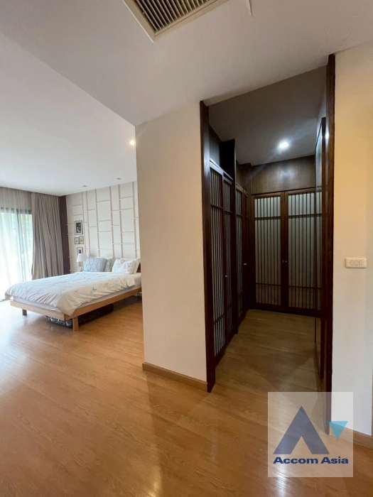 23  5 br House for rent and sale in Sukhumvit ,Bangkok BTS Thong Lo at Perfect For Family AA44740