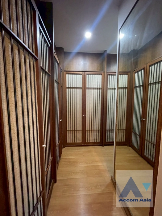 32  5 br House for rent and sale in Sukhumvit ,Bangkok BTS Thong Lo at Perfect For Family AA44740