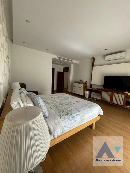 21  5 br House for rent and sale in Sukhumvit ,Bangkok BTS Thong Lo at Perfect For Family AA44740