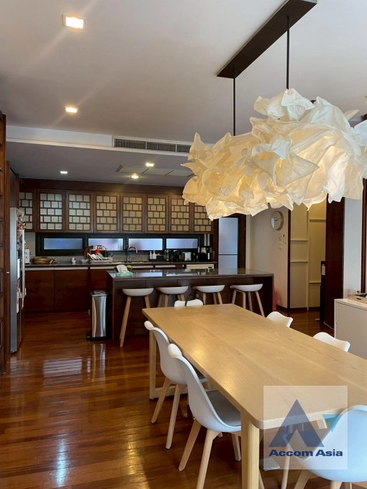 8  5 br House for rent and sale in Sukhumvit ,Bangkok BTS Thong Lo at Perfect For Family AA44740