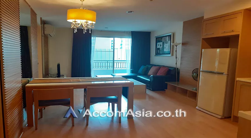  2 Bedrooms  Condominium For Rent & Sale in Sukhumvit, Bangkok  near BTS Ekkamai (25898)