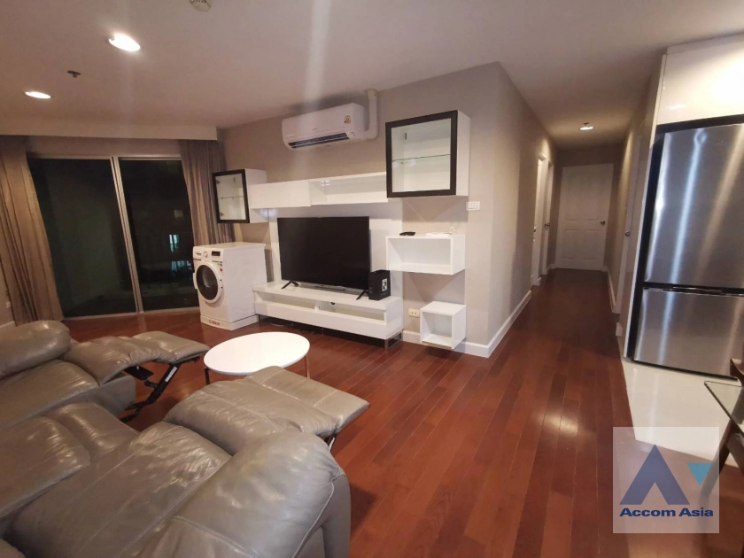 unit 3 Bedrooms  Condominium For Rent in Ratchadaphisek, Bangkok  near MRT Rama 9 (AA44745)