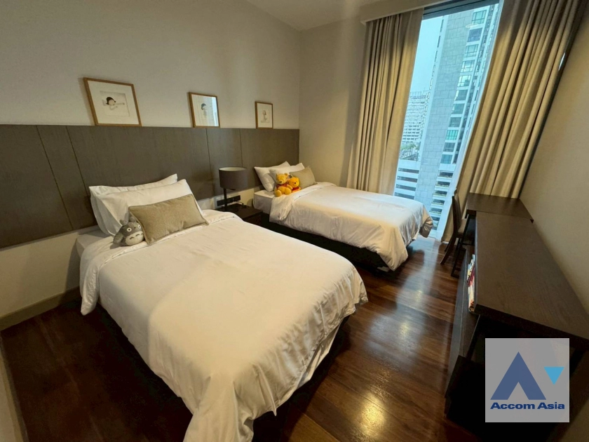 12  3 br Apartment for rent and sale in Sukhumvit ,Bangkok  at Modern Apartment AA44746