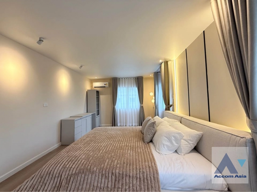 10  2 br Condominium for rent and sale in Sathorn ,Bangkok BTS Chong Nonsi - BRT Nararam 3 at Fortune Condo Town AA44754