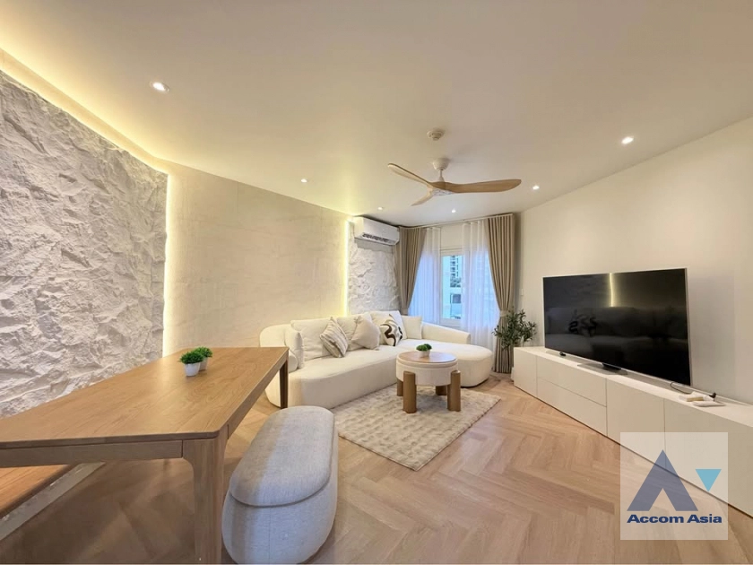 4  2 br Condominium for rent and sale in Sathorn ,Bangkok BTS Chong Nonsi - BRT Nararam 3 at Fortune Condo Town AA44754