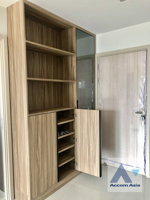 5  2 br Condominium for rent and sale in Ploenchit ,Bangkok BTS Ploenchit at Life One Wireless AA44774