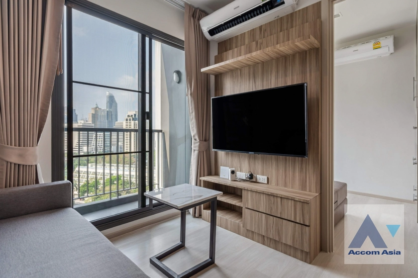  1  2 br Condominium for rent and sale in Ploenchit ,Bangkok BTS Ploenchit at Life One Wireless AA44774