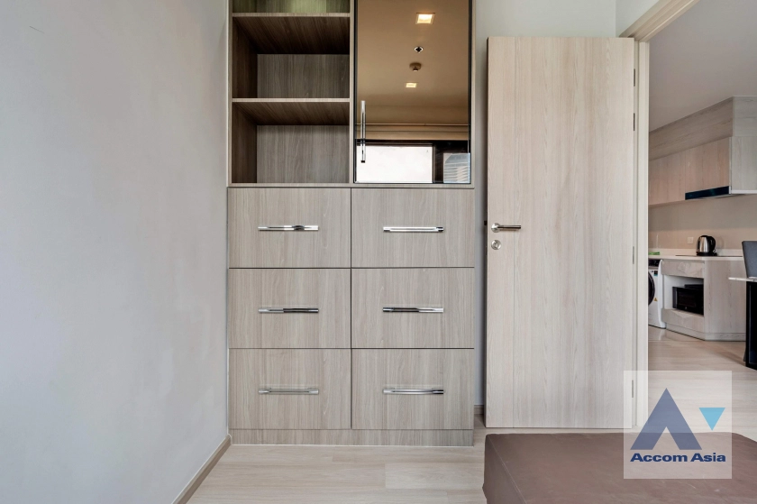 6  2 br Condominium for rent and sale in Ploenchit ,Bangkok BTS Ploenchit at Life One Wireless AA44774