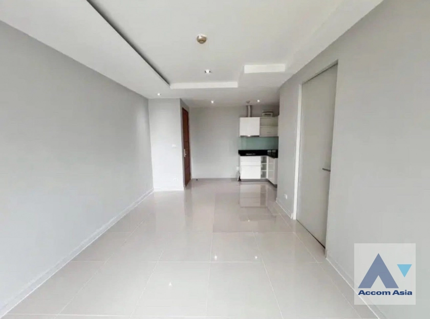 unitCorner Unit, Newly renovated, Partly Furnished |  1 Bedroom  Condominium For Sale in Sukhumvit, Bangkok  (AA44781)