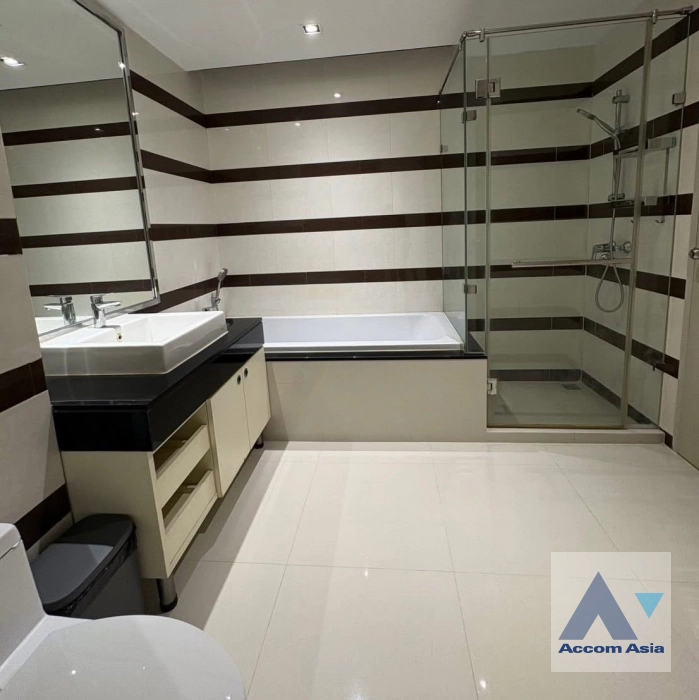 11  1 br Condominium For Sale in Sukhumvit ,Bangkok  at Beverly 33 Condominium AA44781