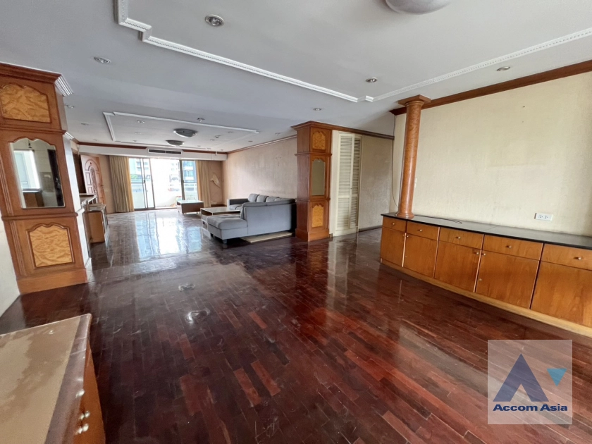 1  3 br Condominium For Sale in Sukhumvit ,Bangkok BTS Phrom Phong at Regent On The Park 1 AA44782