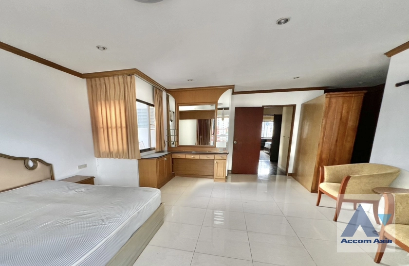 9  3 br Condominium For Sale in Sukhumvit ,Bangkok BTS Phrom Phong at Regent On The Park 1 AA44782