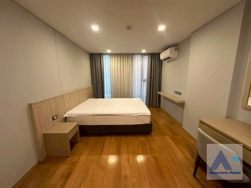 6  2 br Apartment for rent and sale in Sukhumvit ,Bangkok BTS Asok at Comfortable of Living Space AA44787