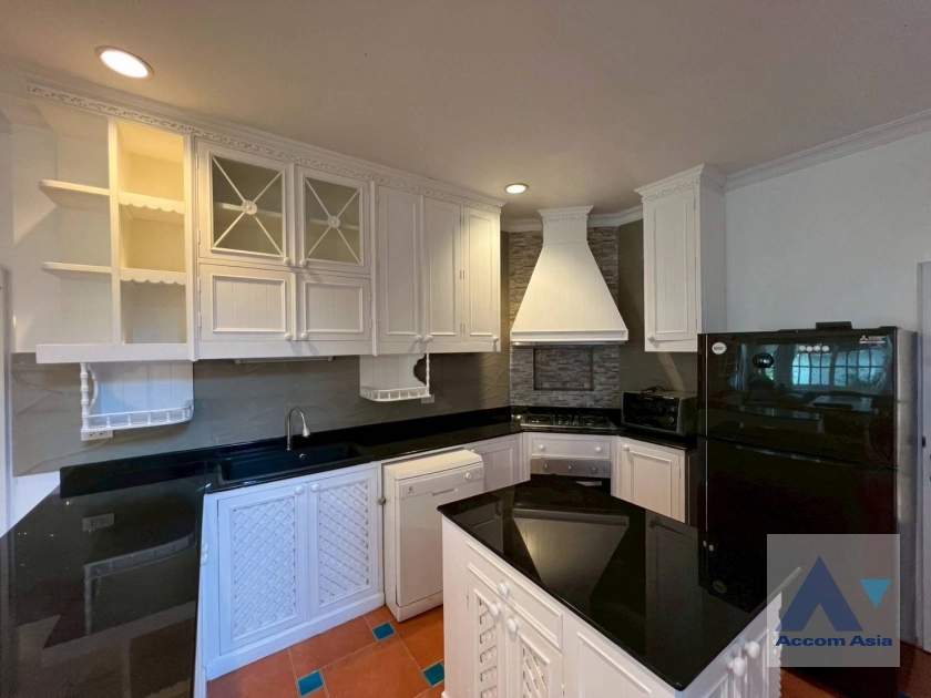 6  3 br House for rent and sale in Bang Na ,Bangkok BTS Bearing at Fantasia Villa 3  AA44790