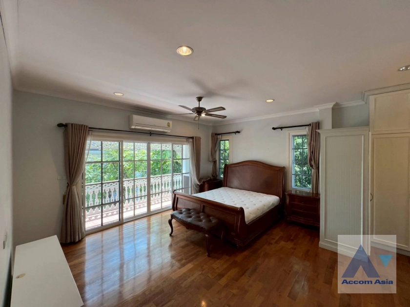 10  3 br House for rent and sale in Bang Na ,Bangkok BTS Bearing at Fantasia Villa 3  AA44790