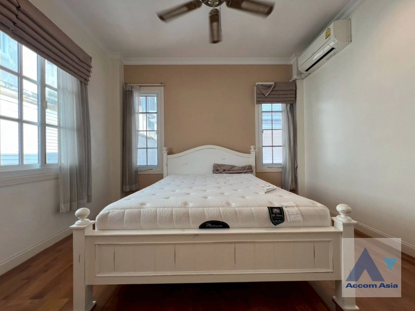 13  3 br House for rent and sale in Bang Na ,Bangkok BTS Bearing at Fantasia Villa 3  AA44790