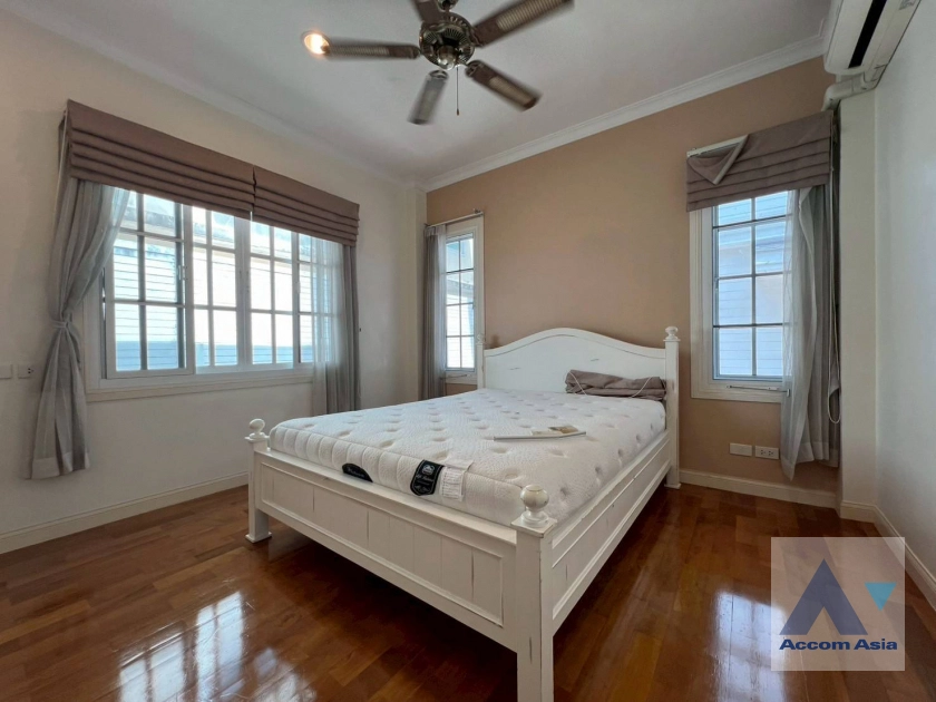 12  3 br House for rent and sale in Bang Na ,Bangkok BTS Bearing at Fantasia Villa 3  AA44790