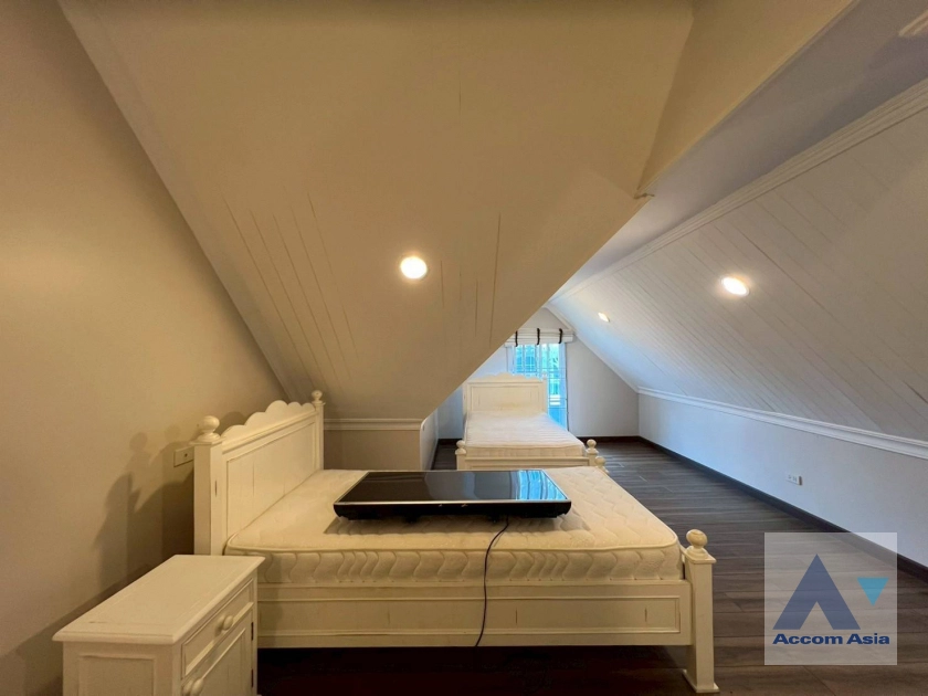 18  3 br House for rent and sale in Bang Na ,Bangkok BTS Bearing at Fantasia Villa 3  AA44790