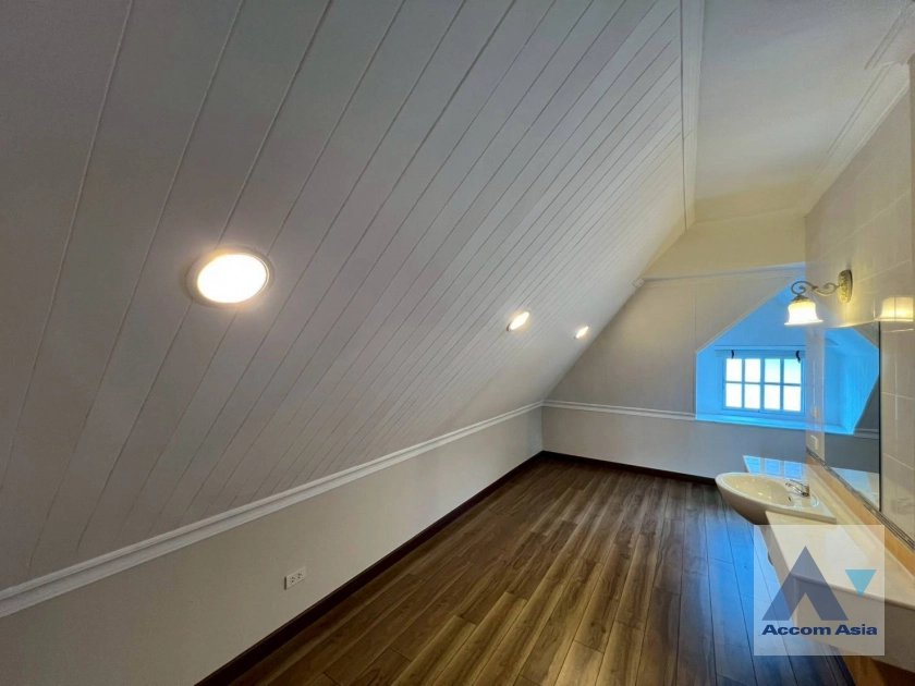 20  3 br House for rent and sale in Bang Na ,Bangkok BTS Bearing at Fantasia Villa 3  AA44790