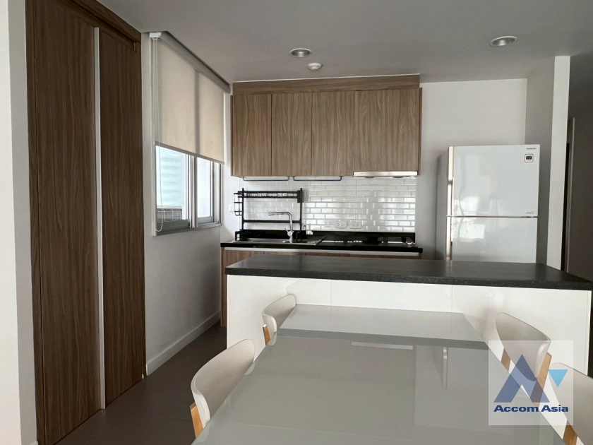 unit 2 Bedrooms  Apartment For Rent & Sale in Sukhumvit, Bangkok  near BTS Phrom Phong (AA44792)