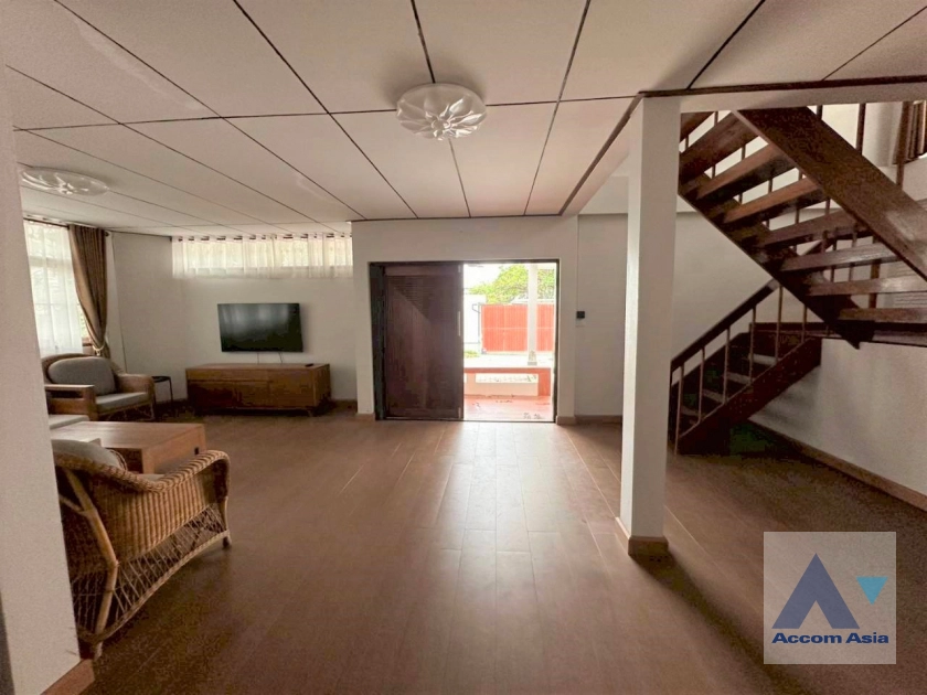 unitPet friendly |  4 Bedrooms  House For Rent & Sale in Sukhumvit, Bangkok  (AA44794)