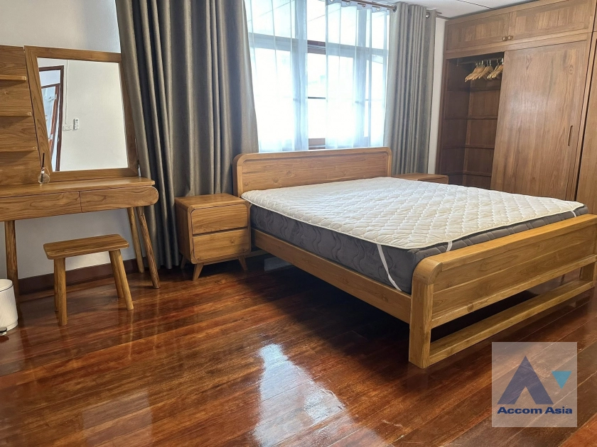 13  4 br House for rent and sale in Sukhumvit ,Bangkok BTS Punnawithi AA44794