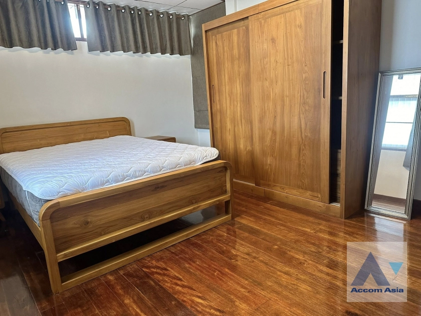 16  4 br House for rent and sale in Sukhumvit ,Bangkok BTS Punnawithi AA44794