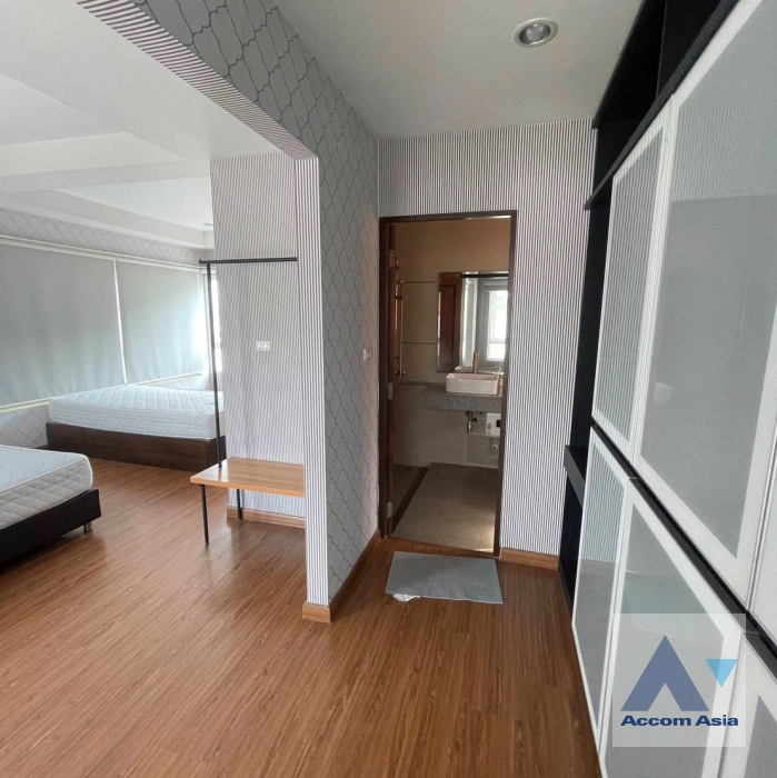 6  3 br Townhouse for rent and sale in Sukhumvit ,Bangkok BTS Phra khanong AA44796