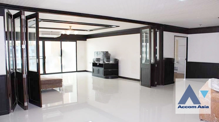 unit 3 Bedrooms  Condominium For Rent & Sale in Sukhumvit, Bangkok  near BTS Phrom Phong (AA44807)