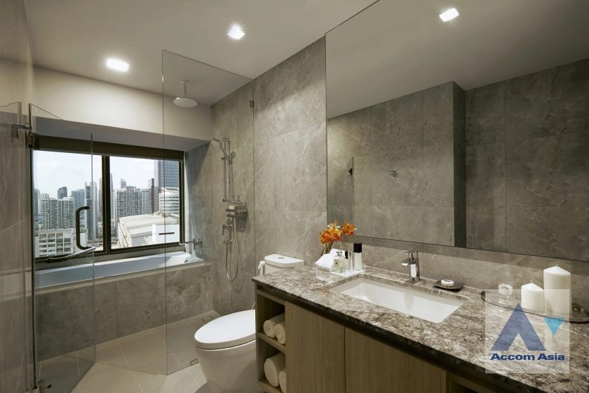 6  2 br Apartment for rent and sale in Ratchadaphisek ,Bangkok MRT Phetchaburi at Serviced Residence AA44814