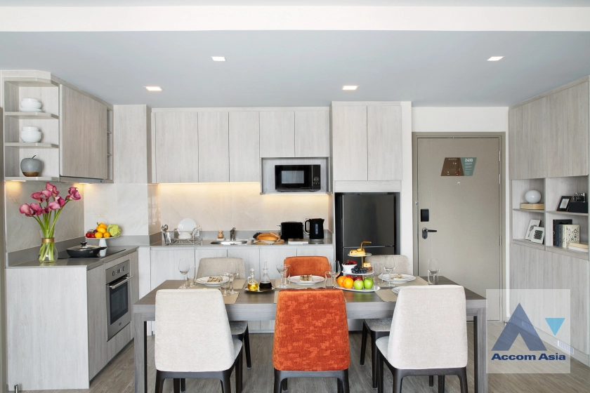 unit 2 Bedrooms  Apartment For Rent & Sale in Ratchadaphisek, Bangkok  near MRT Phetchaburi (AA44814)