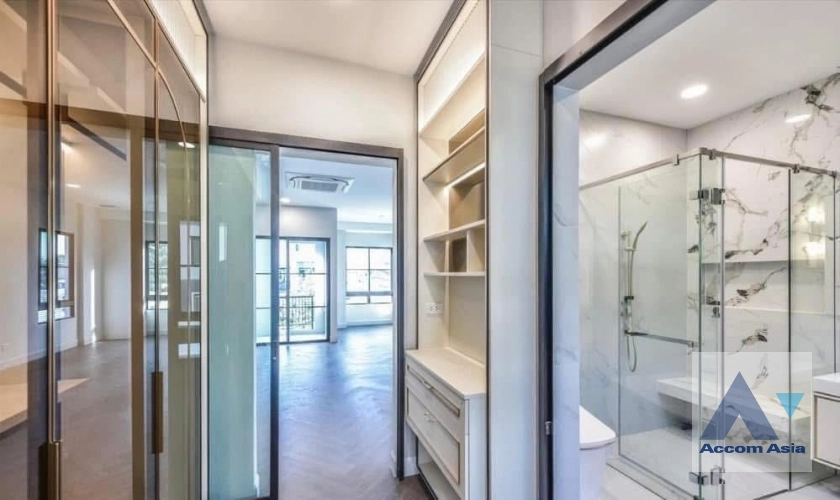 24  4 br House For Rent in Dusit ,Bangkok  at Nantawan Pinklao Kanchana AA44816