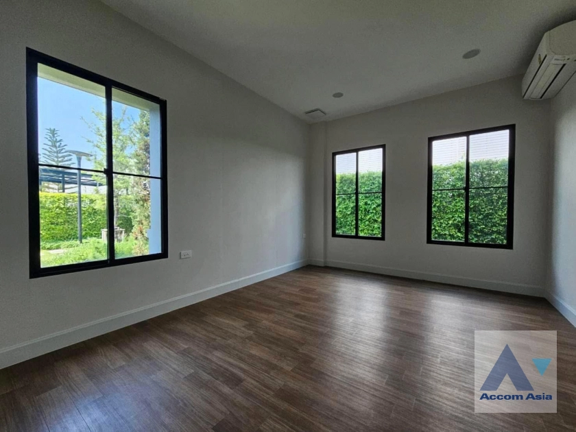 20  4 br House For Rent in Dusit ,Bangkok  at Nantawan Pinklao Kanchana AA44816