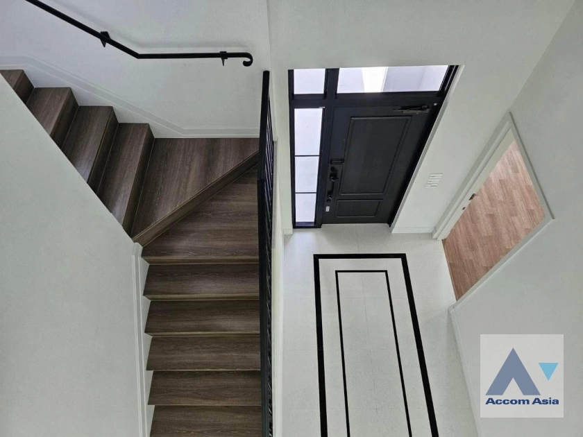 17  4 br House For Rent in Dusit ,Bangkok  at Nantawan Pinklao Kanchana AA44816