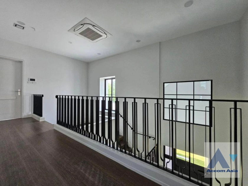 18  4 br House For Rent in Dusit ,Bangkok  at Nantawan Pinklao Kanchana AA44816