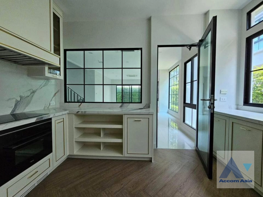 12  4 br House For Rent in Dusit ,Bangkok  at Nantawan Pinklao Kanchana AA44816