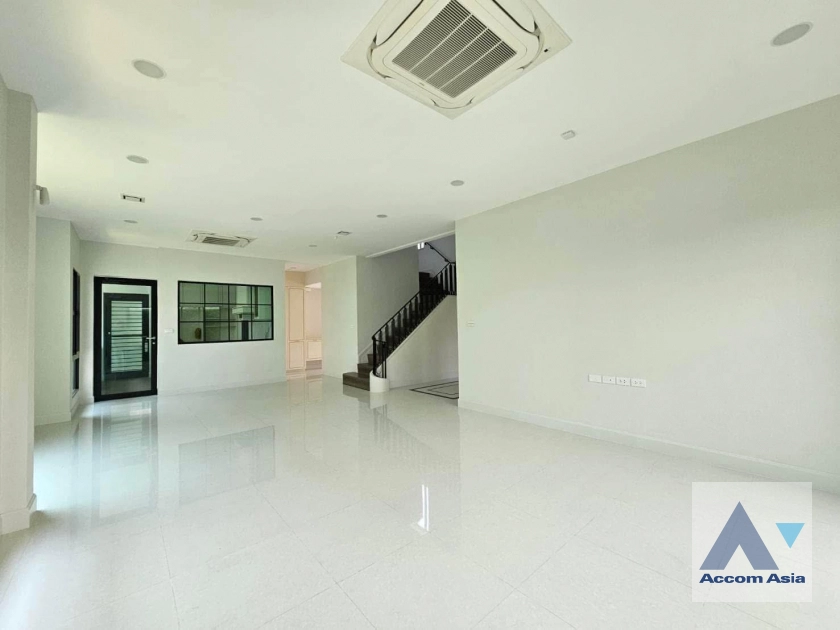 6  4 br House For Rent in Dusit ,Bangkok  at Nantawan Pinklao Kanchana AA44816