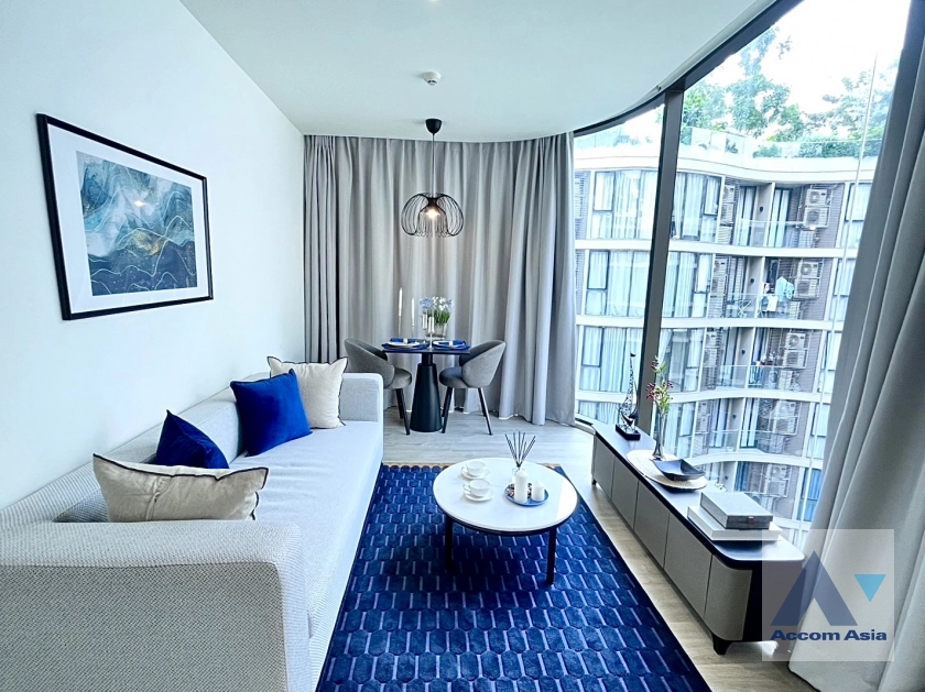 Corner Unit, Fully Furnished |  Fynn Asoke Condominium  1 Bedroom for Rent BTS Asok in Sukhumvit Bangkok