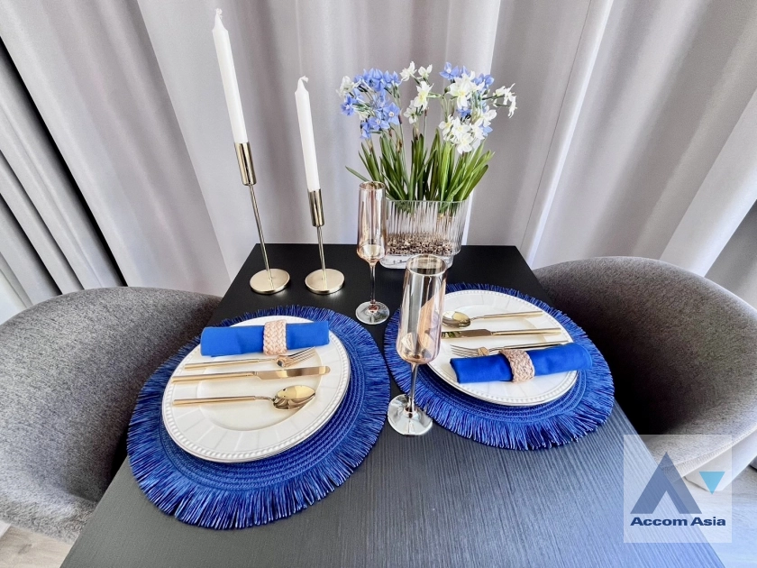 unitCorner Unit, Fully Furnished |  1 Bedroom  Condominium For Rent in Sukhumvit, Bangkok  near BTS Asok (AA44818)