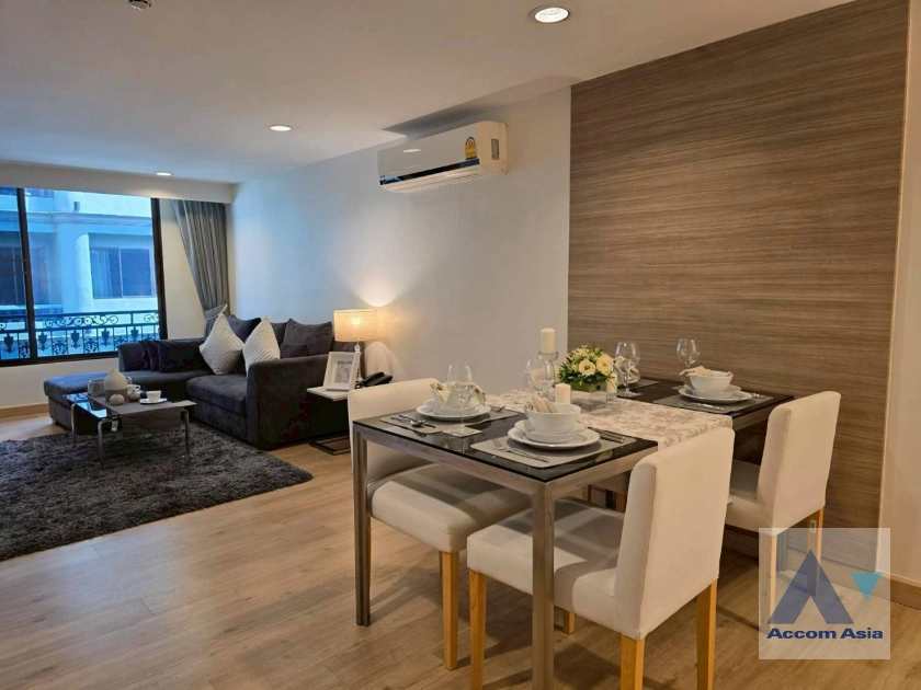 unit 1 Bedroom  Apartment For Rent & Sale in Ploenchit, Bangkok  near BTS Ploenchit (AA44820)