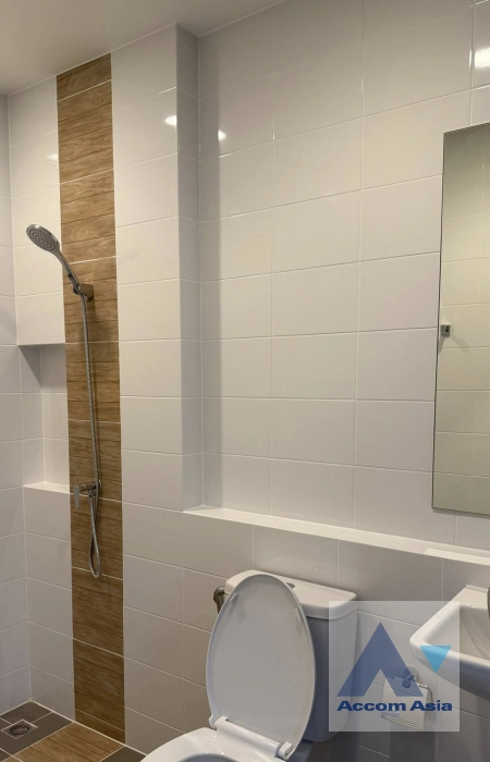 19  3 br Townhouse for rent and sale in Samutprakan ,Samutprakan  at House AA44821