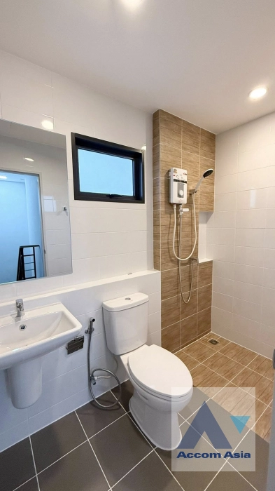 18  3 br Townhouse for rent and sale in Samutprakan ,Samutprakan  at House AA44821